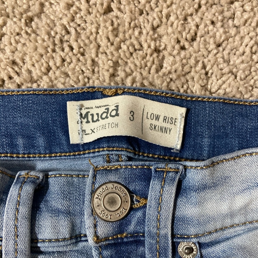 Kohl’s Ripped jeans